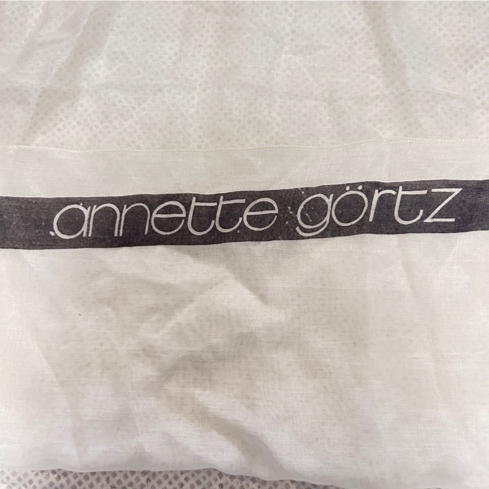 Annette Gortz Large Cotton Silk Gray Sheer Scarf - Picture 4 of 7